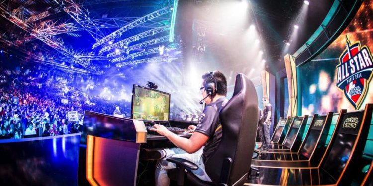Betting On Esports: The Rise of Competitive Gaming And How To Get In On The Fun