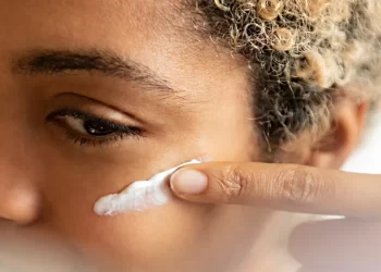 Collagen-Stimulating Peptides, According to Dermatologists, Are the Answer to Plumping up Sagging Skin