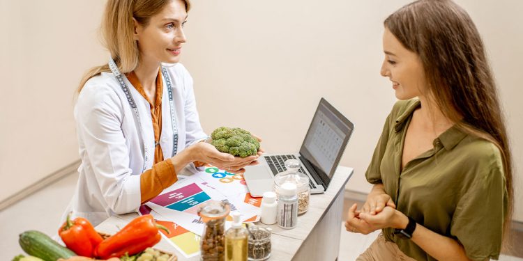 Holistic Nutrition Coaching Career Program