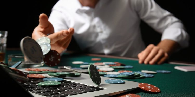 Top 3 Online Multiplayer Poker Sites for 2011