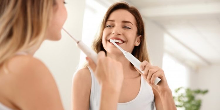 Why You Should Start Dry Brushing Every Morning