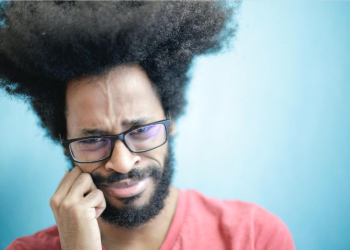 Replacing missing teeth after gum disease with dental implants Melbourne