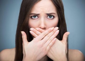 Bad breath: causes, solutions, and the role of dental implants