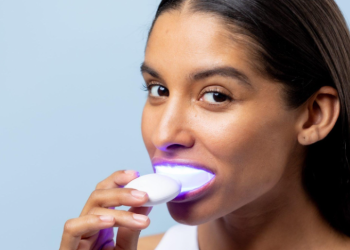Teeth whitening: Zoom! and Enlighten
