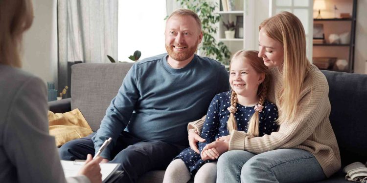 What Is Family Therapy and How Is It Carried Out?